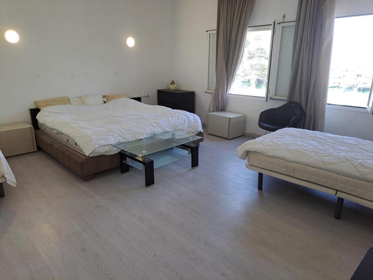 Private Suites In Huge Penthouse 1St Line Puerto Banus, Incredible Views, Jacuzzis Marbella Exterior photo